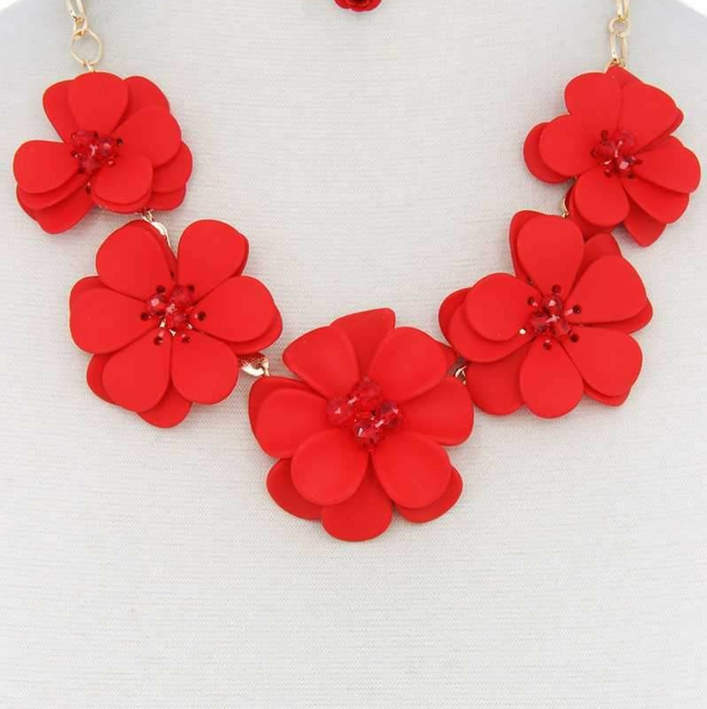 Read description! Necklaces!